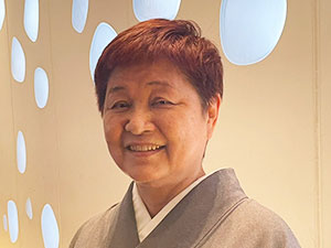 写真：会長 望月恵子